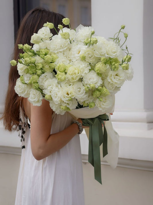 White Whisper Bouquet